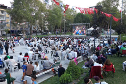 Bursa İnegöl tribününden 'Milli'lere tam destek