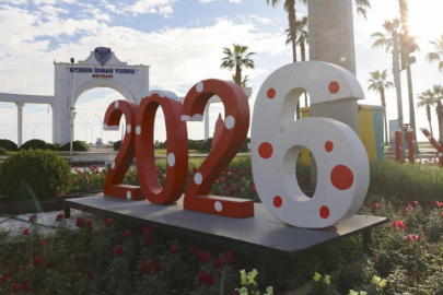 Mersin yeni yıla ışıl ışıl hazır