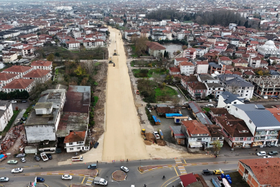 Sakarya'da bağlantı yolunda üstyapı çalışmaları hız kazandı