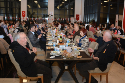 Kızılay Bornova’dan vefa gecesi