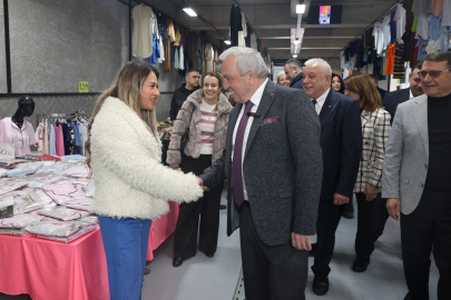 Bursa Nilüfer’in 8’inci giyim pazarı Balat’ta açıldı